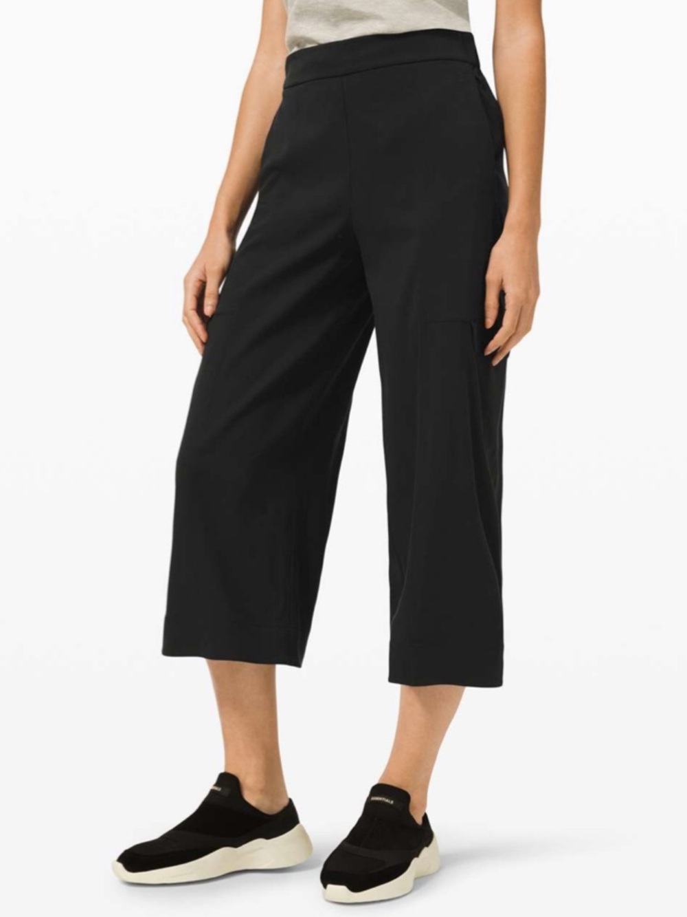 Women’s Lululemon Metropolis Maven High Rise Flowy Wide Leg 22” Crop Pants (4)